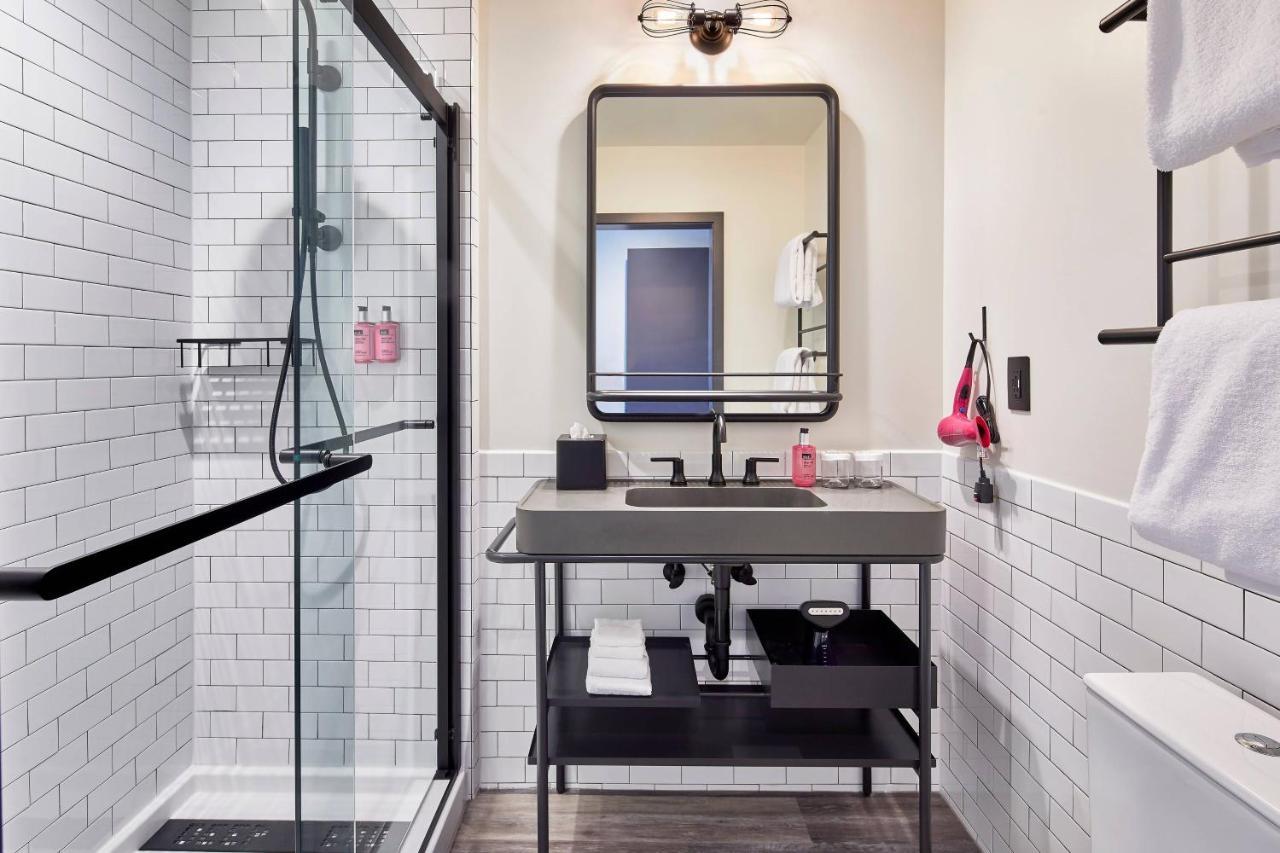 Hotel Moxy Columbus Short North Extérieur photo